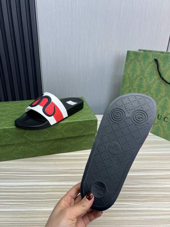 Picture of Gucci Slippers _SKUGuccisz36-46mnf03022282
